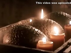 Emilia Clarke real sex scene - Game of Thrones