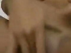 Colegiala se masturba y se viene rico