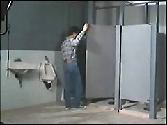 HOMO Vintage (1988?) Gloryhole in baths leads to...