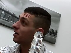 Autsch!! Der Dildo Deal mit Jaqueline