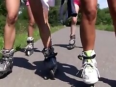 sexy girls kinky public nude flashing rollerscater girls 2