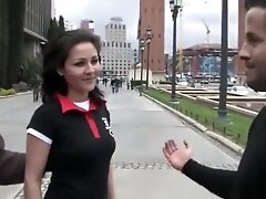 Castigando un culazo brasileГ+o