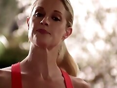Teri Polo, Kaley Cuoco - Authors Anonymous