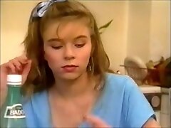 Old and junior Sex in the Kitchen