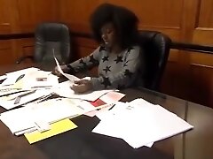 Sexy Ebony Gets Put On The Naughty List!!