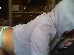 Follando a mi joven hermanastra con un gran culo de 18