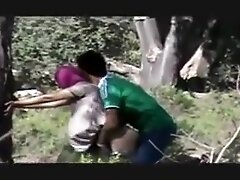 Arab Couple Caught In Garden