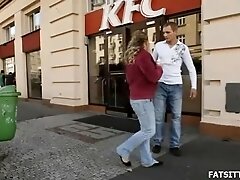 Young Plumper Jenny Facesits her Boyfriend - Plumperd